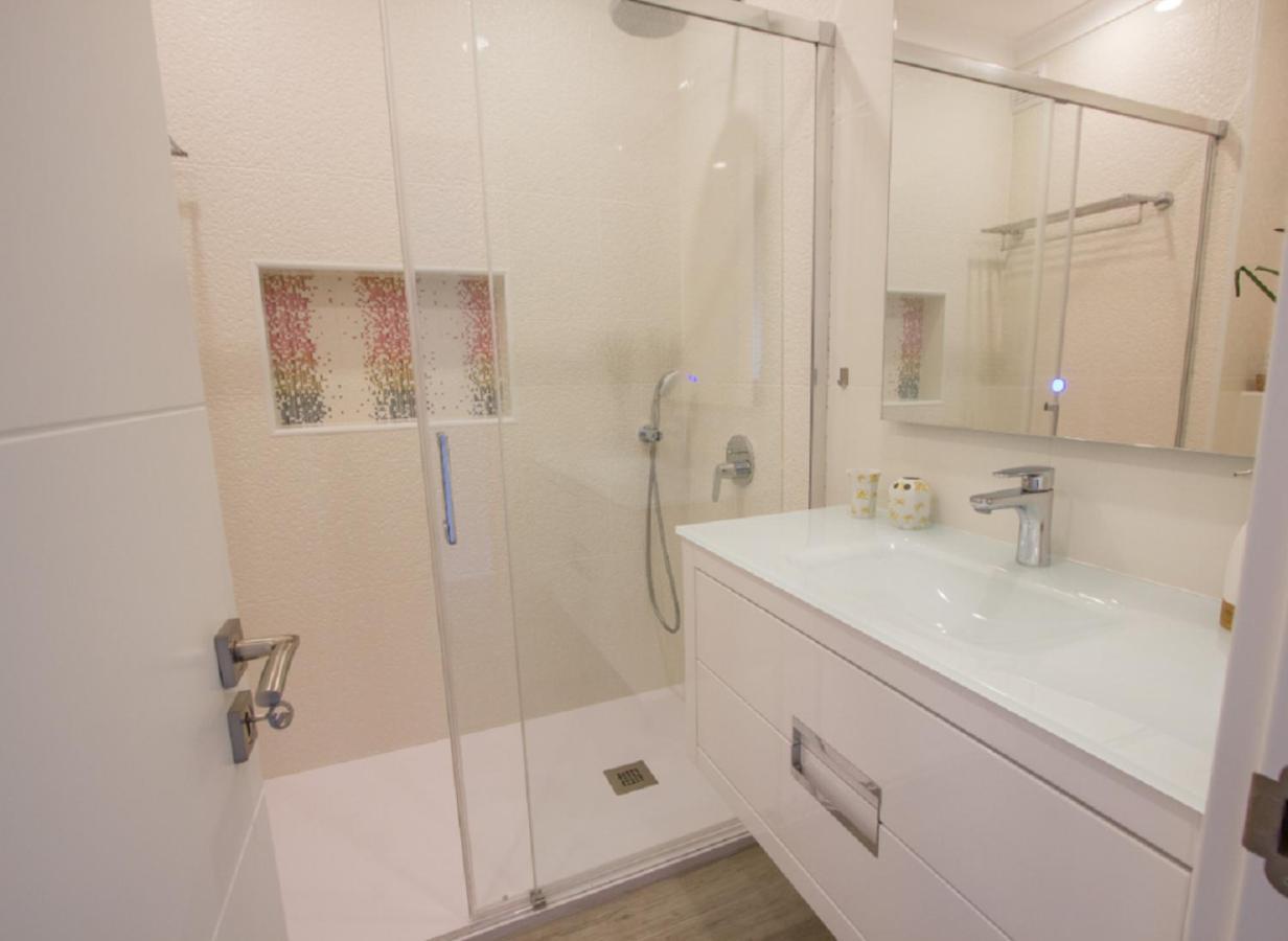 Luxury Beach Sea View 200M Beach & 10Min Centre Lagos Exterior foto
